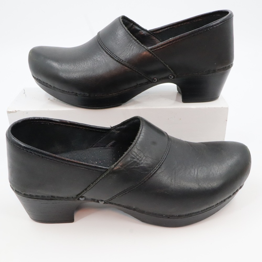 Dansko Professional Clogs Womens 42 Black Leather Slip On Comfort Work Shoes